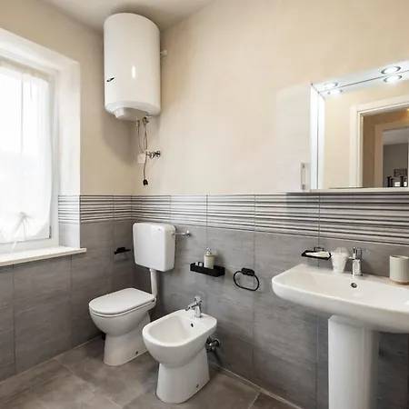 Hillside Escape Pontestura