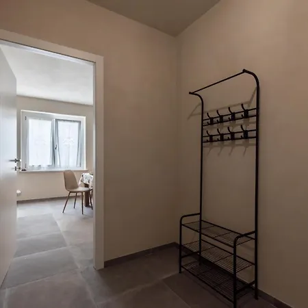 Hillside Escape 아파트 *