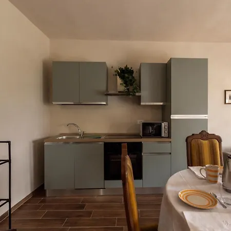 Hillside Escape * Pontestura