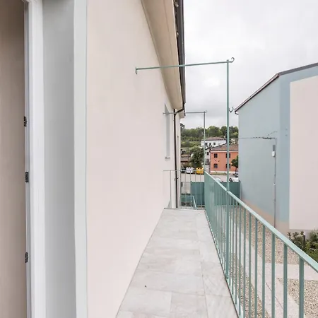 Hillside Escape 아파트