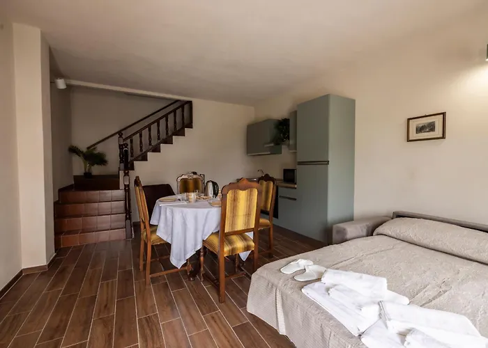 Apartment Hillside Escape Pontestura